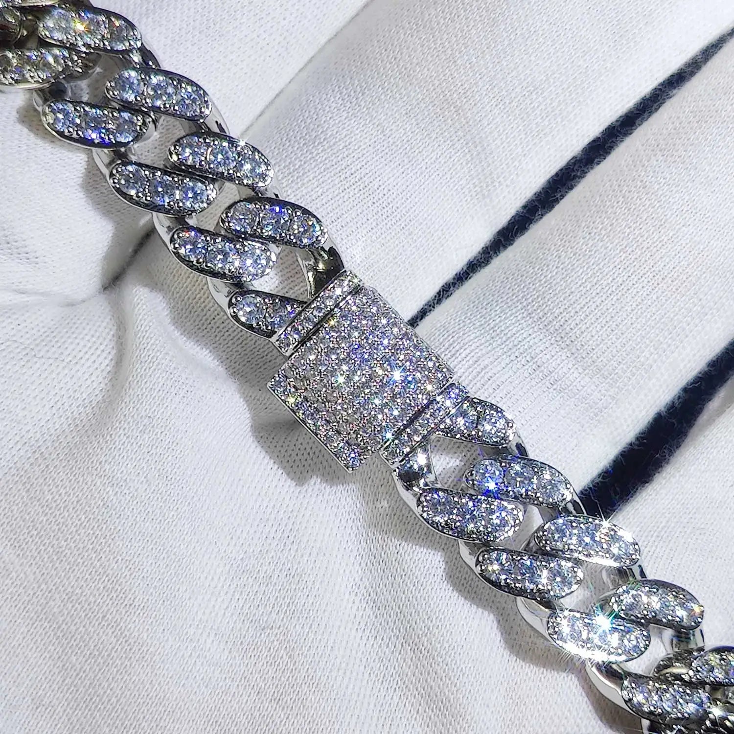 FrostKingz Iced Cuban Chain