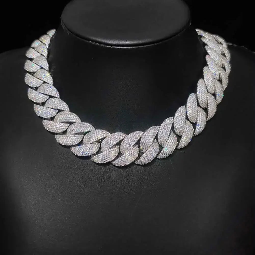 FrostKingz Heavy Iced Cuban Link Chain