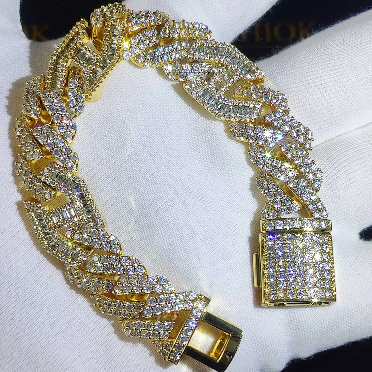 FrostKingz Iced Cuban Link Bracelet