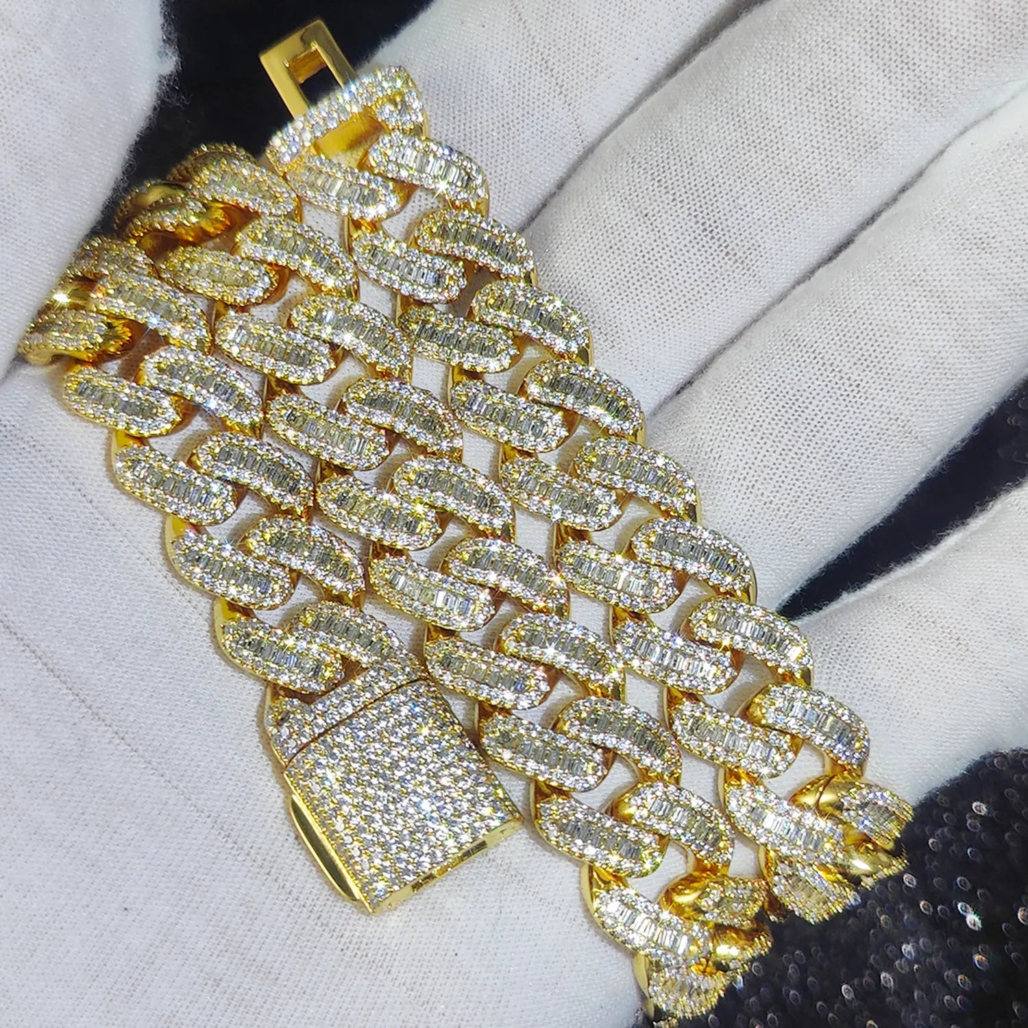 FrostKingz Iced Cuban Link Chain