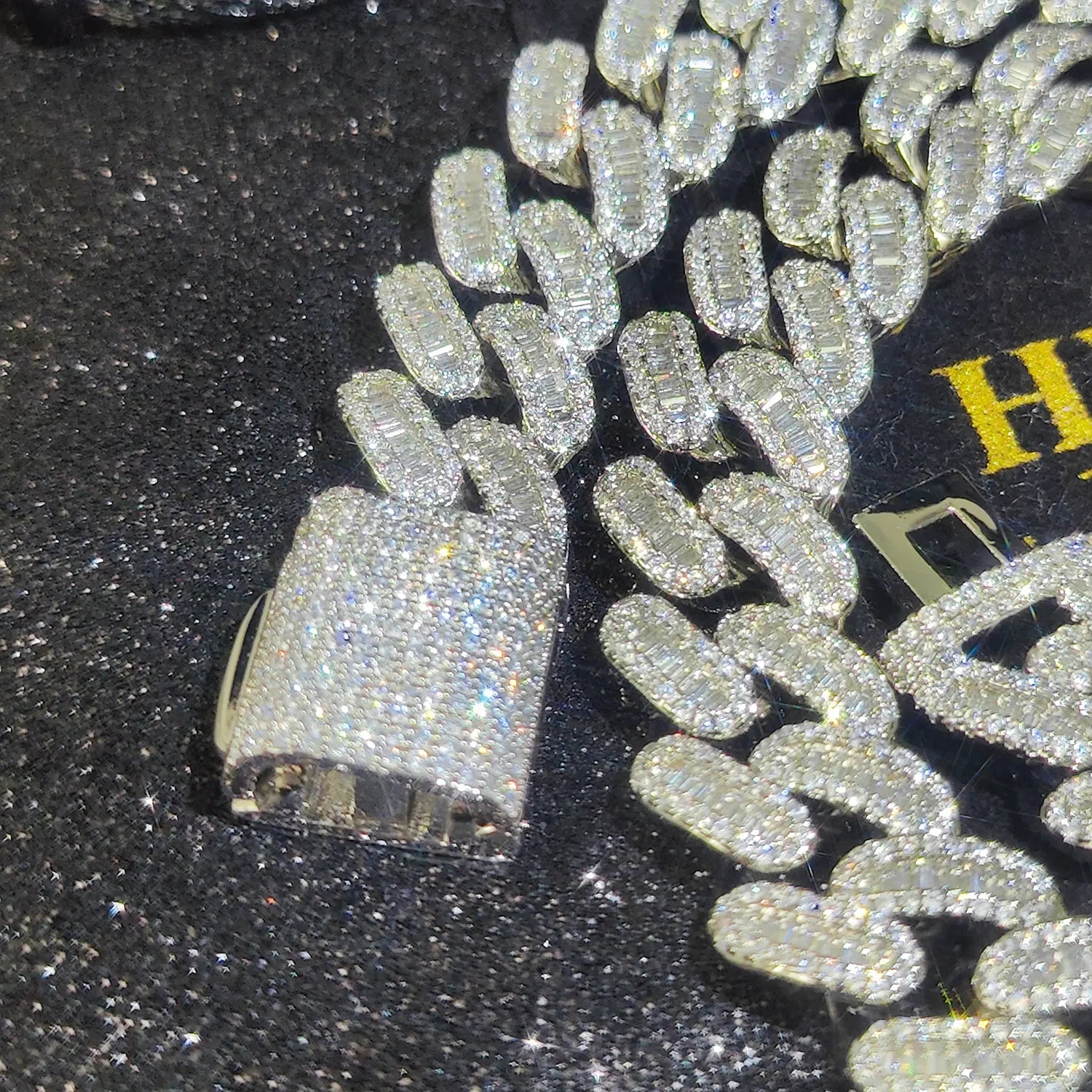 FrostKingz Iced Cuban Link Chain