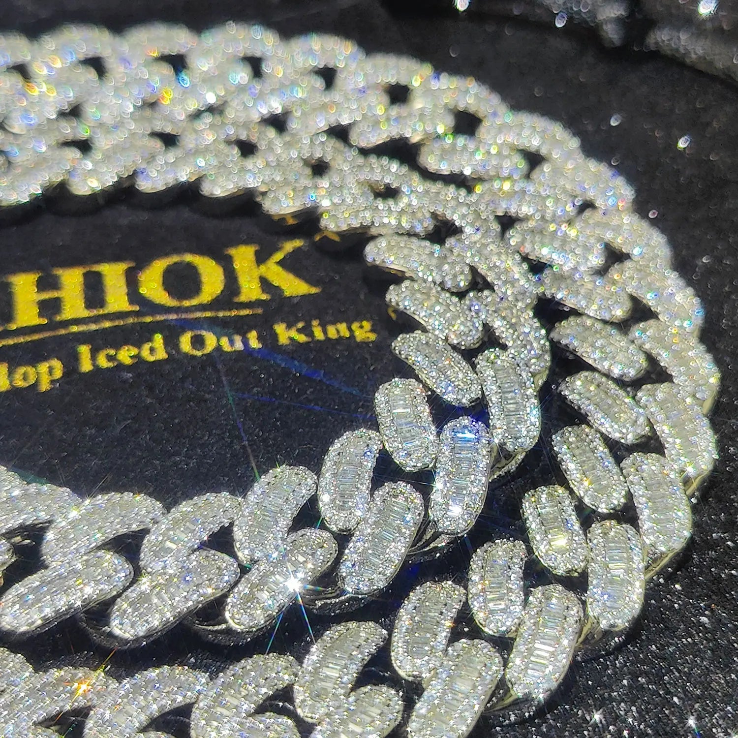 FrostKingz Iced Cuban Link Chain