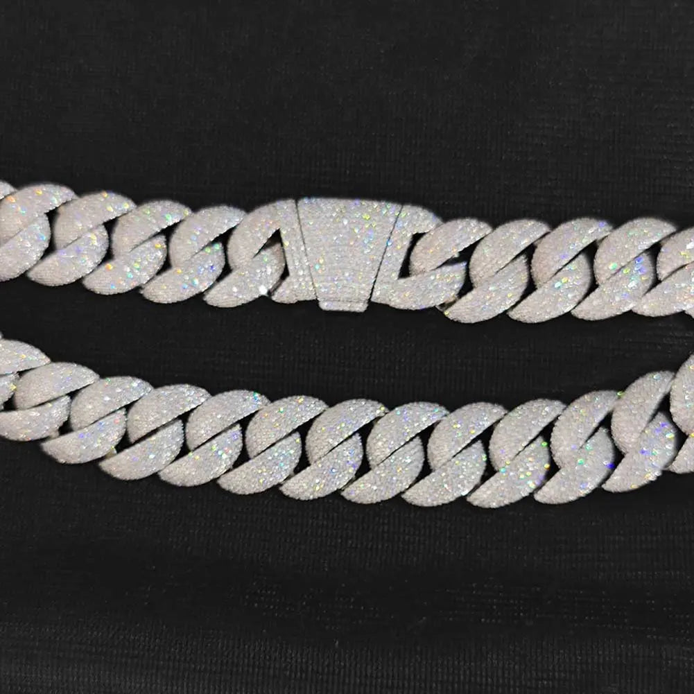 FrostKingz Heavy Iced Cuban Link Chain