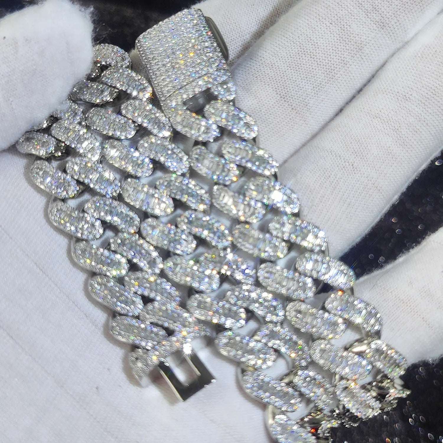 FrostKingz Iced Cuban Link Chain